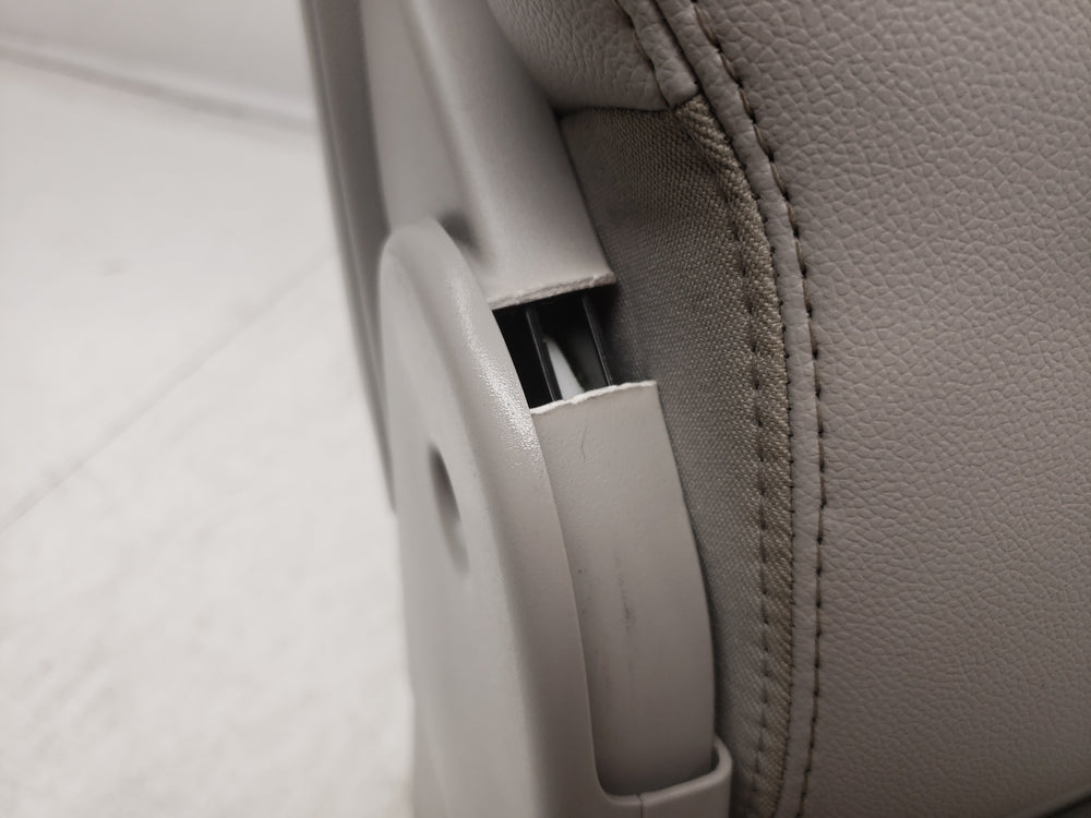 2007 - 2013 Sierra Silverado Jump Seat Console, Gray Leather, w/ Storage #1464 | Picture # 15 | OEM Seats