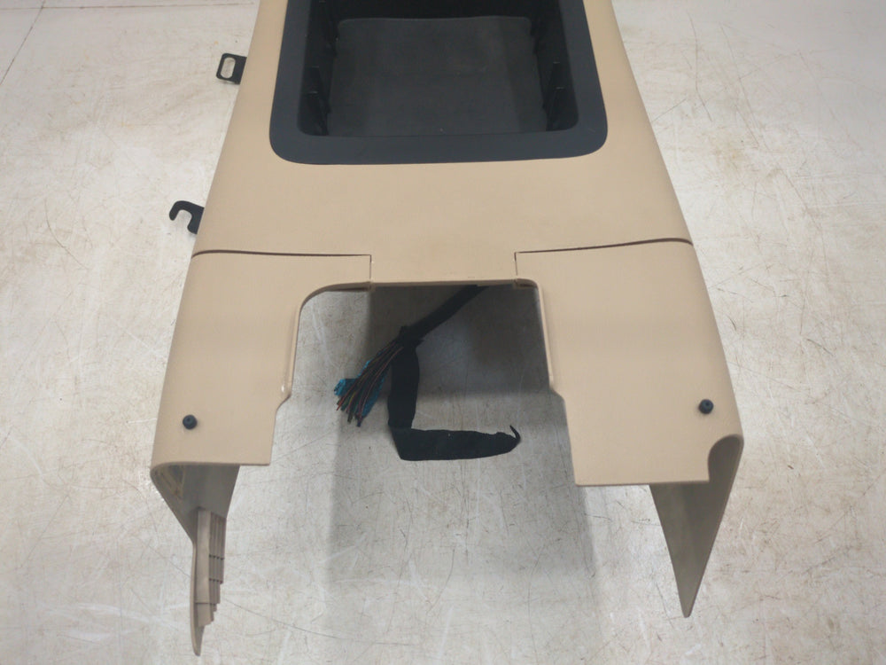 2007 - 2014 Chevy Silverado Tahoe Suburban Center Console, Tan LTZ #1016 | Picture # 5 | OEM Seats