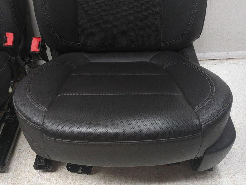 2019 - 2024 Chevy Silverado Front Seats, LTZ Black Leather w/ Heat & Cool #1814 | Picture # 7 | OEM Seats