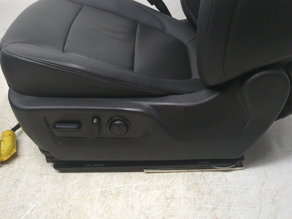 2019 - 2024 Chevy Silverado Front Seats, LTZ Black Leather w/ Heat & Cool #1814 | Picture # 13 | OEM Seats