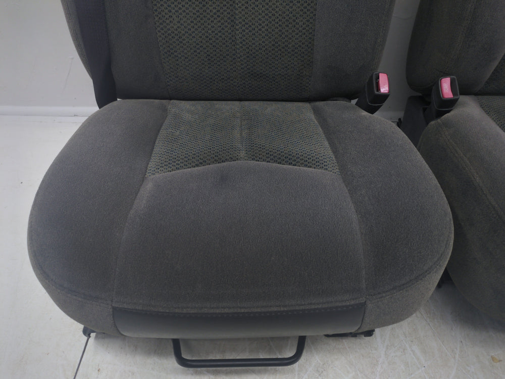 1999 - 2006 Chevy Silverado GMC Sierra Seats, Dark Gray Cloth, Manual #1757 | Picture # 5 | OEM Seats