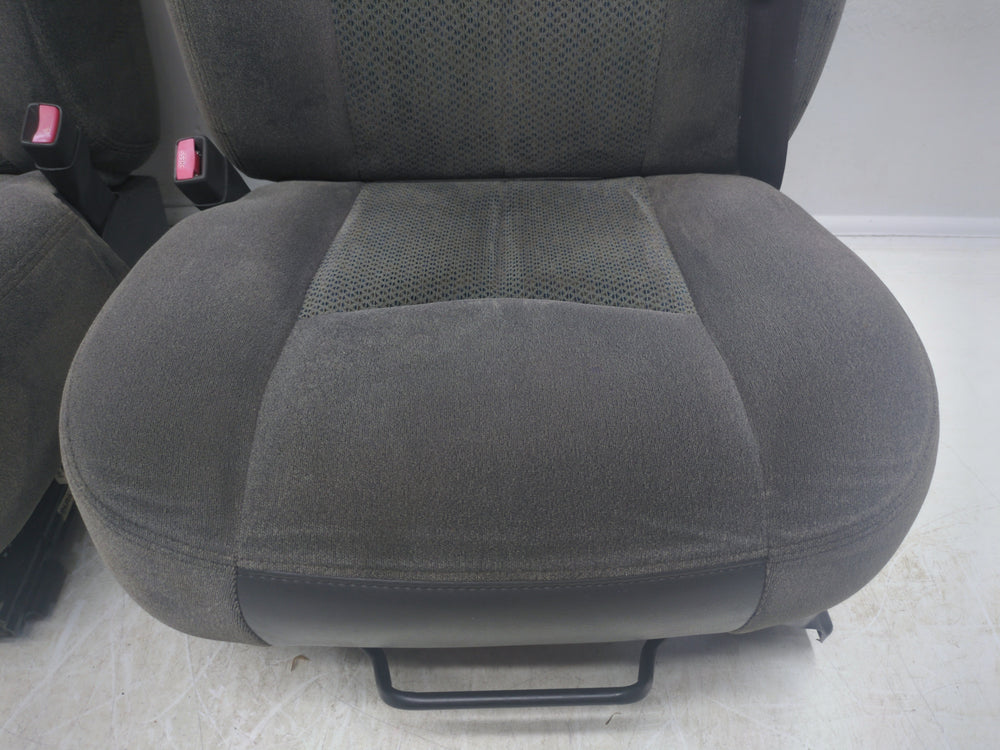 1999 - 2006 Chevy Silverado GMC Sierra Seats, Dark Gray Cloth, Manual #1757 | Picture # 6 | OEM Seats