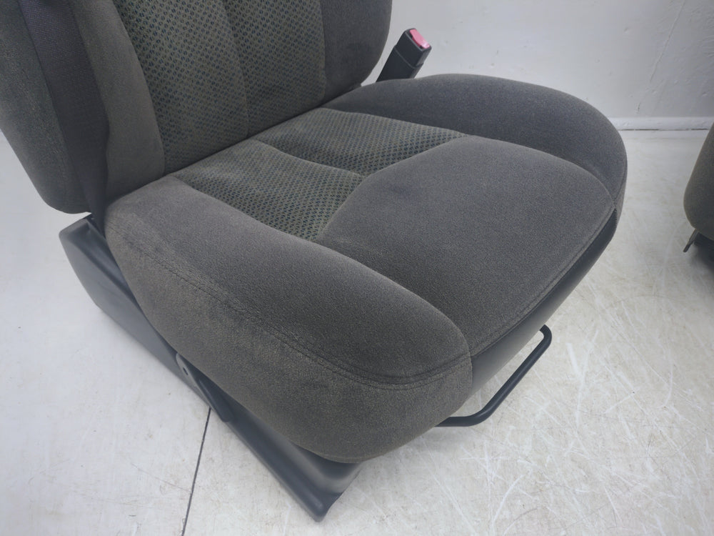 1999 - 2006 Chevy Silverado GMC Sierra Seats, Dark Gray Cloth, Manual #1757 | Picture # 7 | OEM Seats