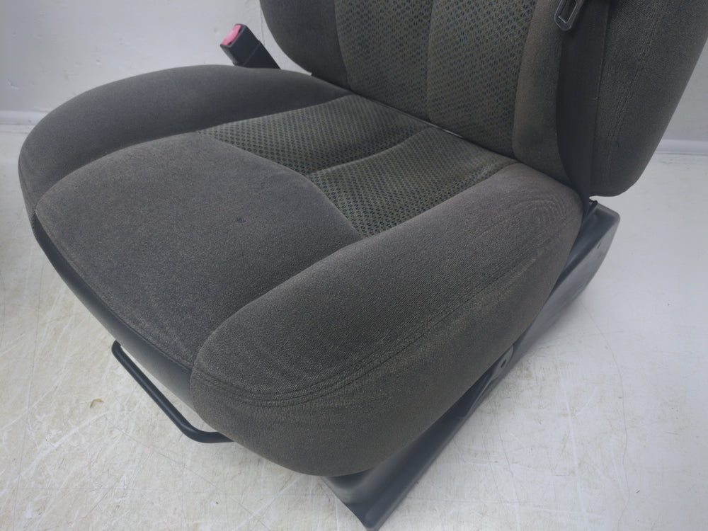 1999 - 2006 Chevy Silverado GMC Sierra Seats, Dark Gray Cloth, Manual #1757 | Picture # 8 | OEM Seats