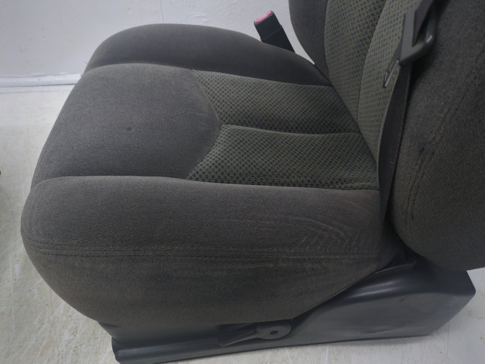 1999 - 2006 Chevy Silverado GMC Sierra Seats, Dark Gray Cloth, Manual #1757 | Picture # 10 | OEM Seats