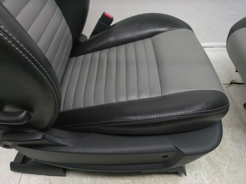 2008 - 2010 Dodge Challenger Seats, Front & Rear, Black & Gray Leather #1778 | Picture # 14 | OEM Seats