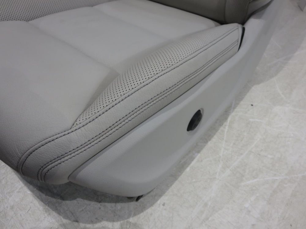 Mercedes W117 CLA Coupe Sitz Sitzbezug Sitzlehne Teilleder Artico vorne  Links